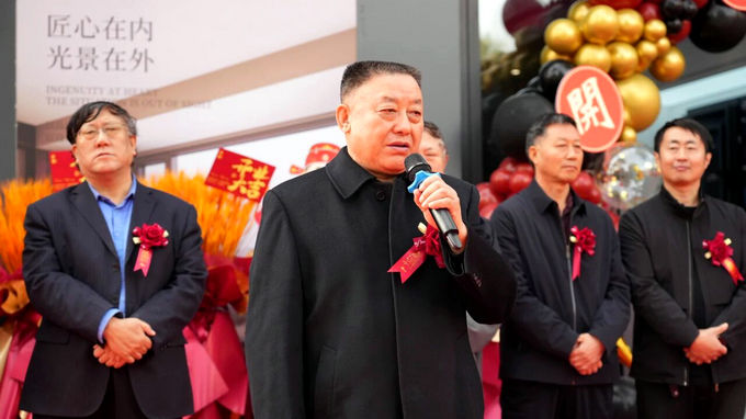 微信图片_2025-11-11_222815_637.jpg